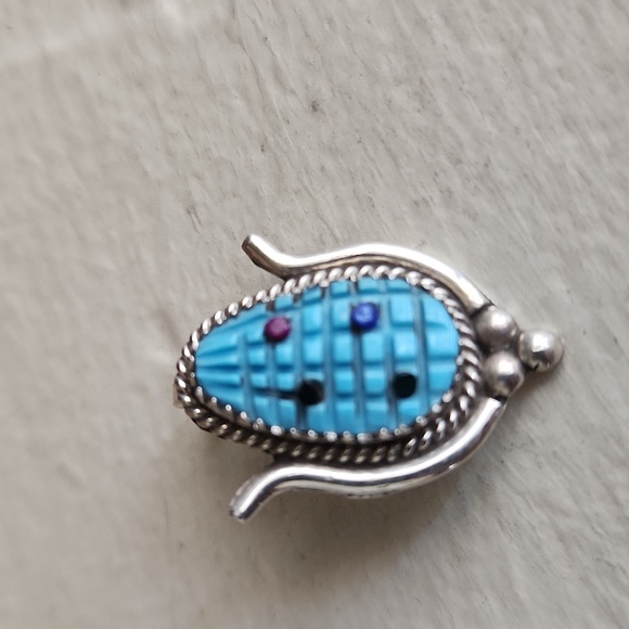 Adorable NWOT Native American Zuni Turquoise Inlaid Corn Pendant 🌽 🩵♥️ - Picture 2 of 8